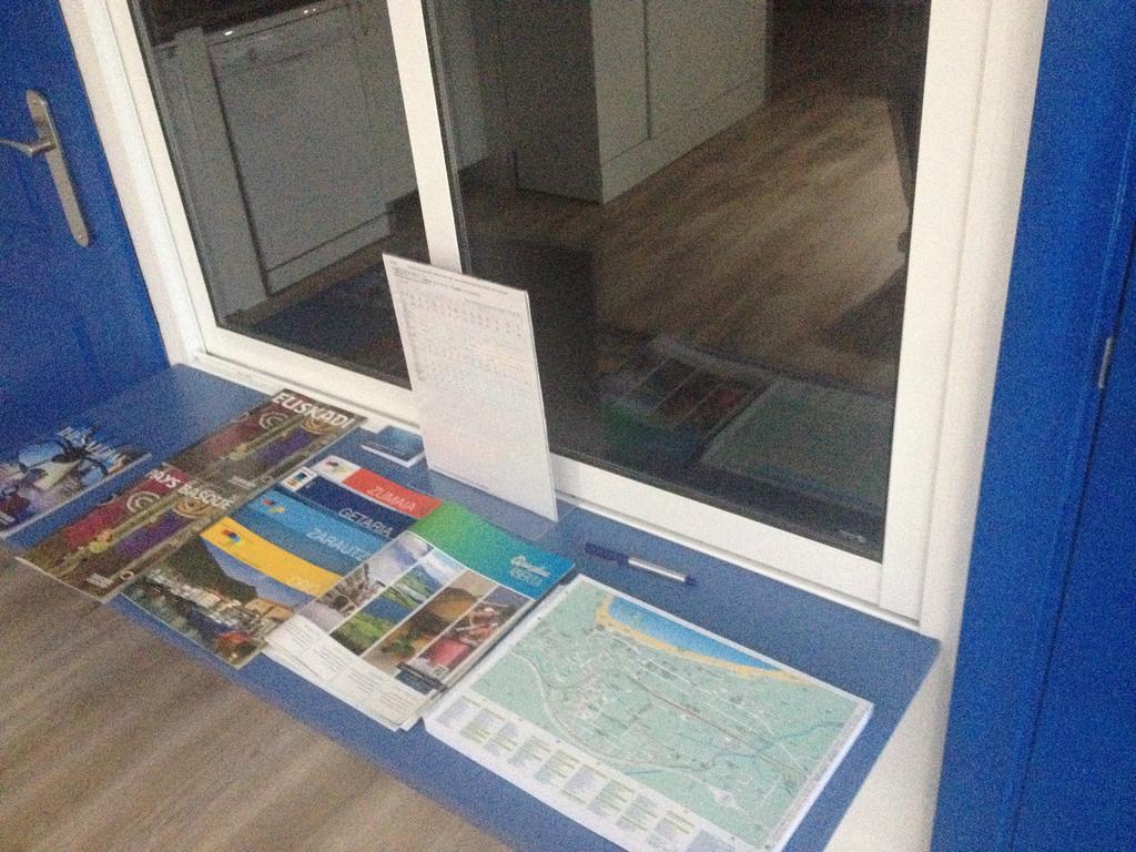 Galerna Zarautz Hostel ภายนอก รูปภาพ