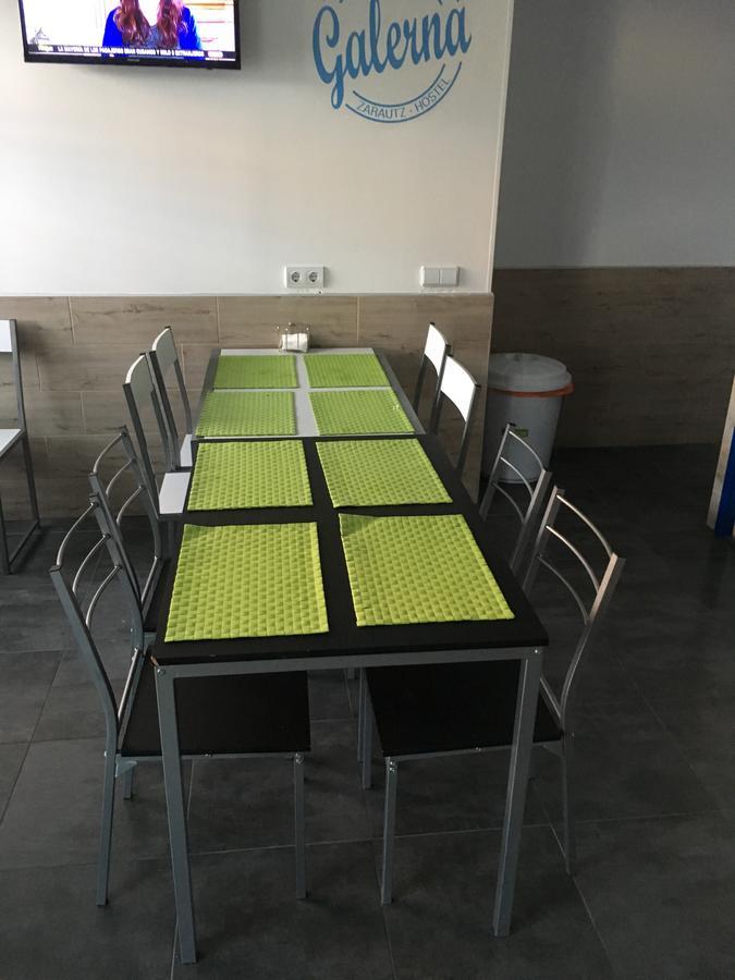 Galerna Zarautz Hostel ภายนอก รูปภาพ