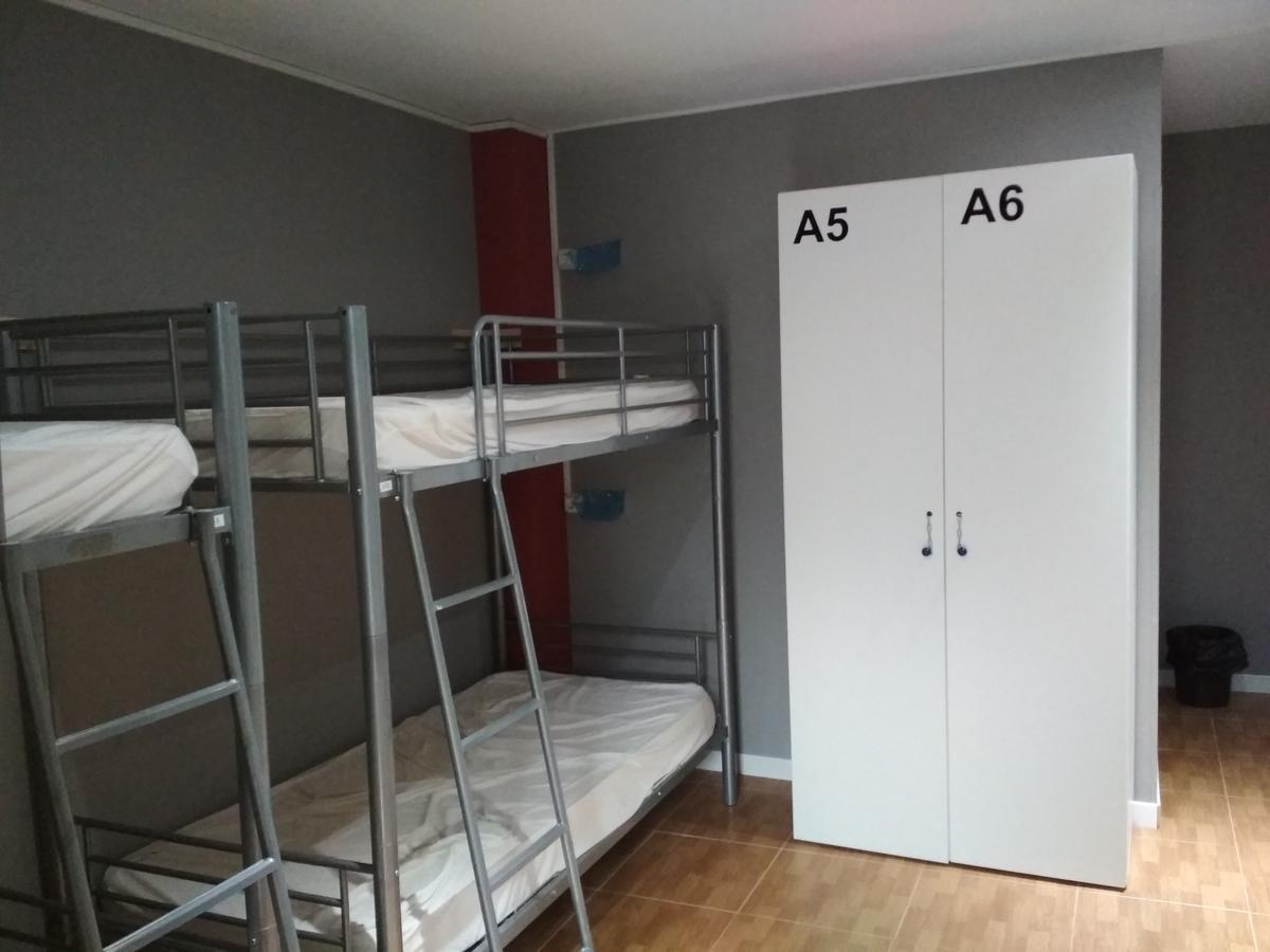 Galerna Zarautz Hostel ภายนอก รูปภาพ